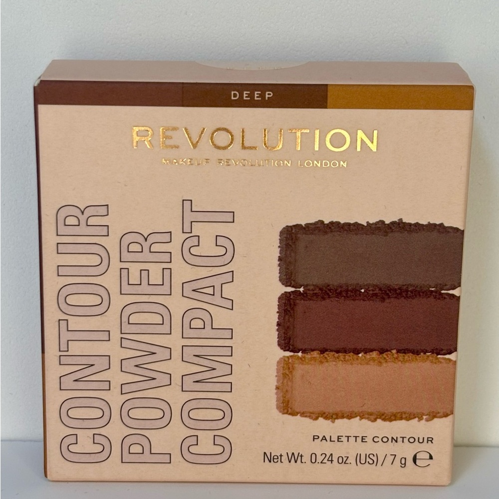 Makeup Revolution ContourPowder Compact in Deep